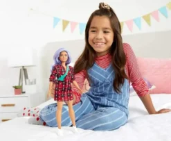 Barbie Fashionistas Docka Plaid Dress