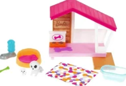 Barbie Hundkoja med hund och hundvalp och hundtillbehör GRG78