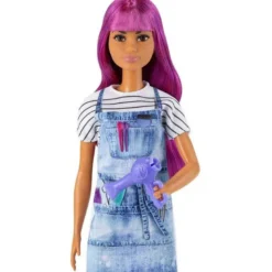 Barbie Salon Stylist Frisör med lila hår GTW36