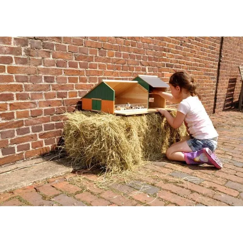 Bondgård till barn och maskinhall till Siku Kids Globe 1:32