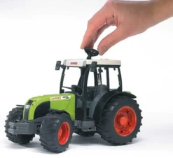 Bruder Claas Nectis 267 F Traktor 02110