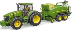 Bruder John Deere C441R Inplastare och Rundbalspress 02032