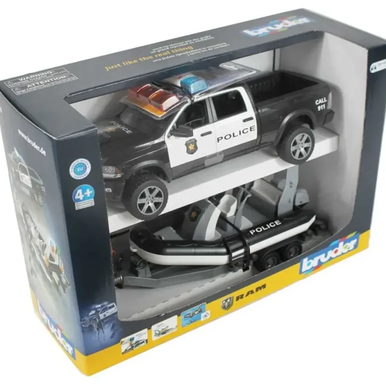 Bruder Polisbil RAM 2500 med båtkärra och figurer 02507