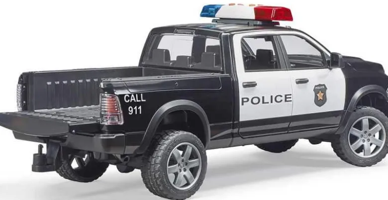 Bruder Polisbil RAM 2500 med polis 02505