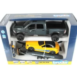 Bruder RAM Power Wagon och Roadster Racing Team 02504