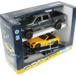Bruder RAM Power Wagon och Roadster Racing Team 02504