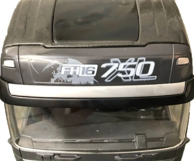 Emek Volvo Lastbil FH16/750 Låglastare med Lastbil på Trailern