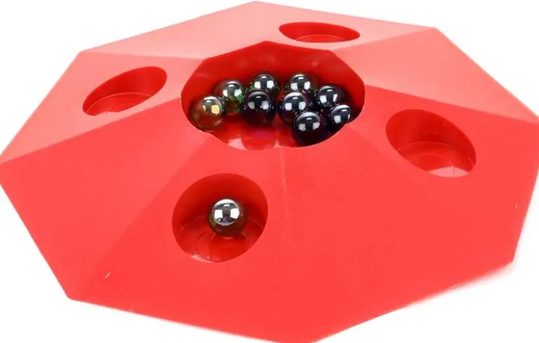 Kulplatta med spelkulor