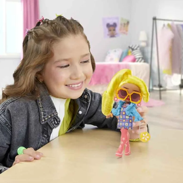 L.O.L. Surprise Hana Groove Tweens Core Docka 16,5 cm