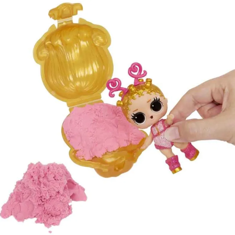 L.O.L. Surprise Sand Magic Hair Tot Docka