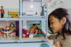 Lundby Mässingsäng Dockhus säng