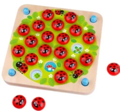 Memoryspel med nyckelpigor i trä Tooky Toy