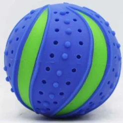 1 st. Vattenboll som studsar på vattnet och sprutar ut vatten 8 cm